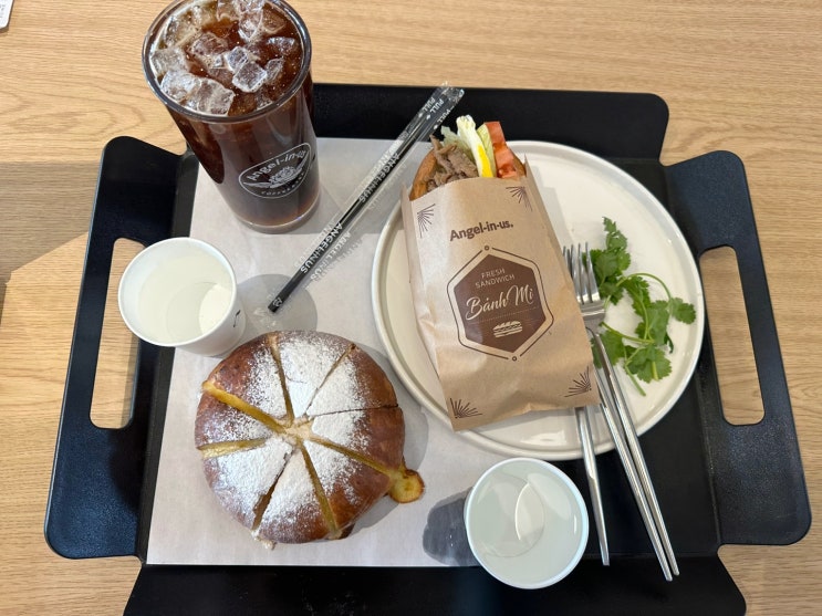  수원역 분위기 카페 "엔제리너스 수원로데오점" 커피 베이커리 맛집