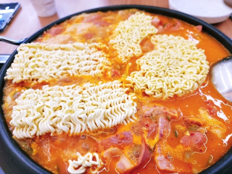 오송 맛집 빅쭌 부대찌개 오송점 후기