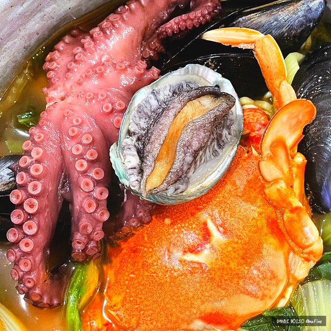  제주 애월읍 / 내돈내산 제주해물라면맛집 대왕문어 생전복 꽃게 제주 바다 한 그릇, 노라바
