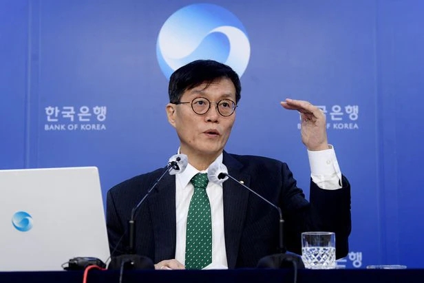 한은 “내년에도 물가 안정에 주력…부동산PF 부실 등 금융시장 점검 강화” 한은 “내년에도 물가 안정에 주력…부동산PF 부실 등 금융시장 점검 강화”