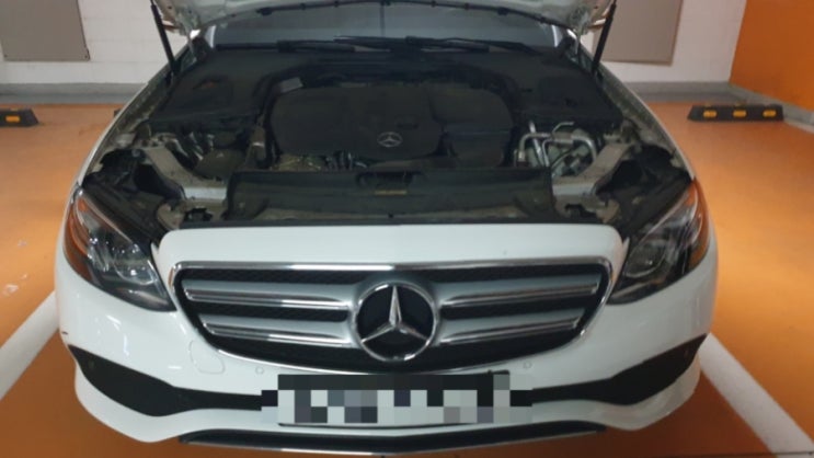  벤츠 E220d[E220] 배터리는 AGM95 자동차 밧데리로 교체됩니다.
