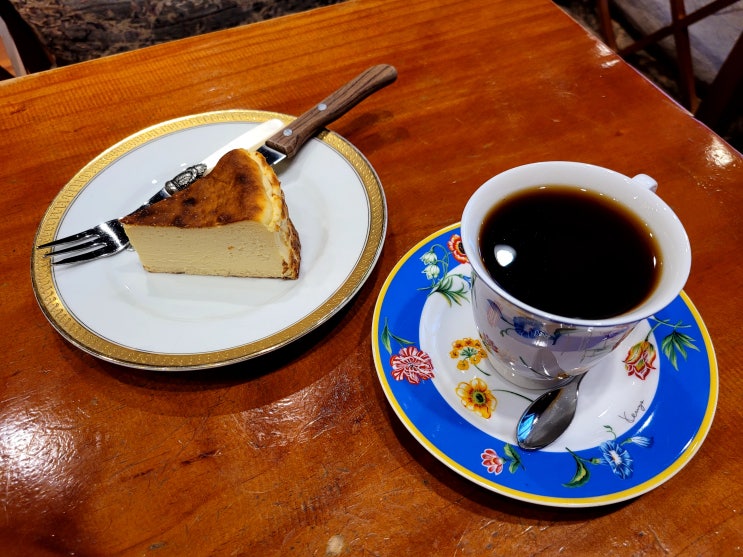  고덕역카페 Manos Coffee 명일동 디저트 맛집