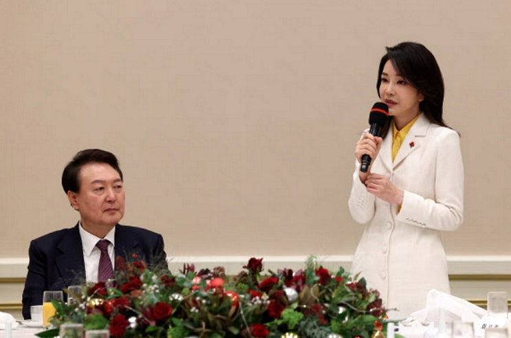 윤석열 <b>대통령</b>과 김건희 여사 영빈관에서 자립준비청년 <b>오찬</b>... 