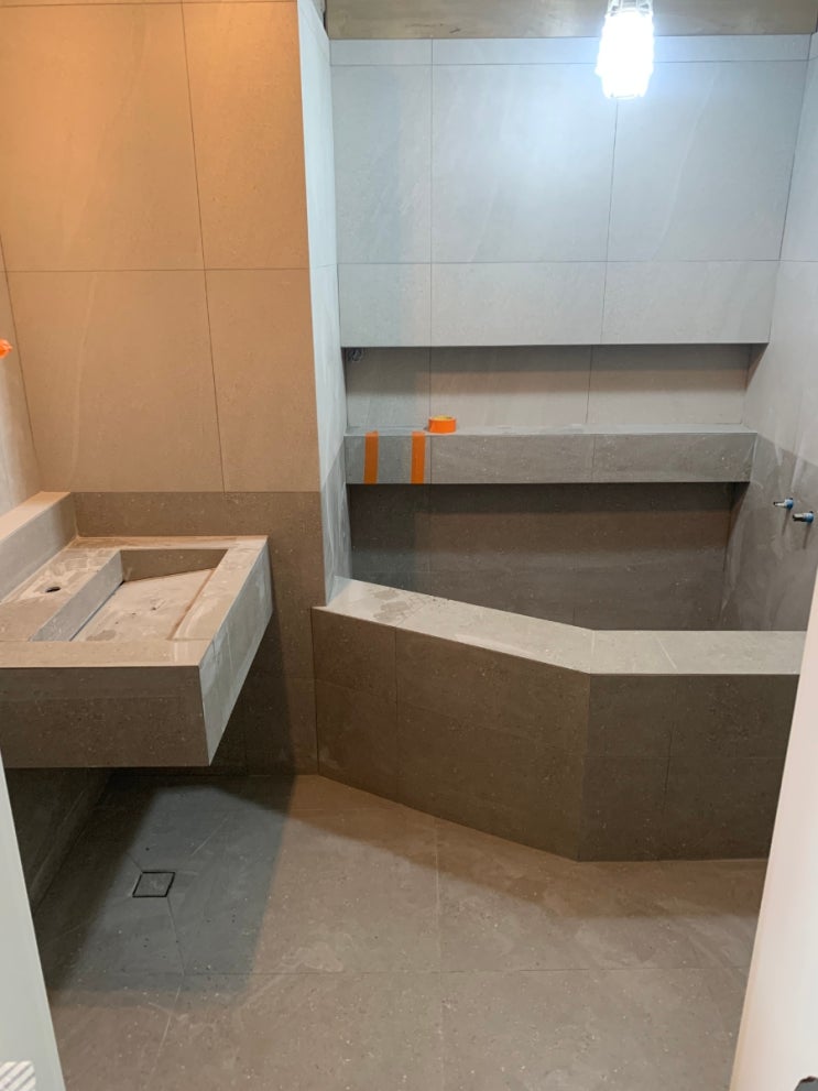  [울산 욕실 화장실 리모델링 인테리어 조적욕조 졸리컷 제작 세면대]부산 울산 경남 타일시공 오타일