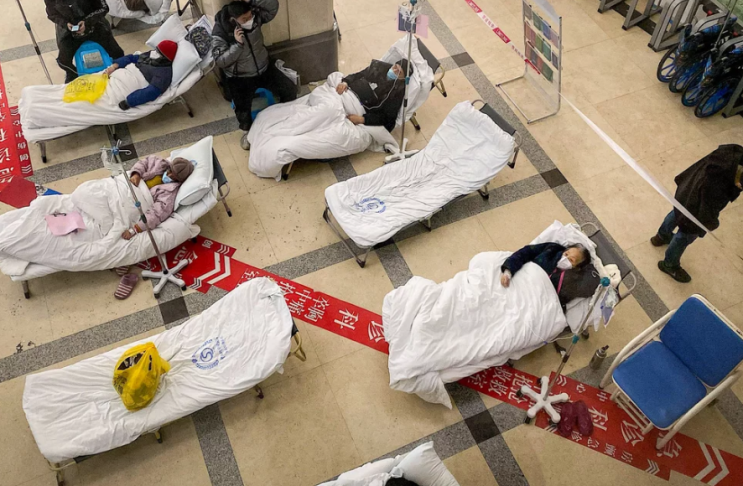 연휴 러시가 시작되면서 중국 농촌의 '어두운 코로나 겨울'에 대한 두려움이 커지고 있습니다. 연휴 러시가 시작되면서 중국 농촌의 '어두운 코로나 겨울'에 대한 두려움이 커지고 있습니다.