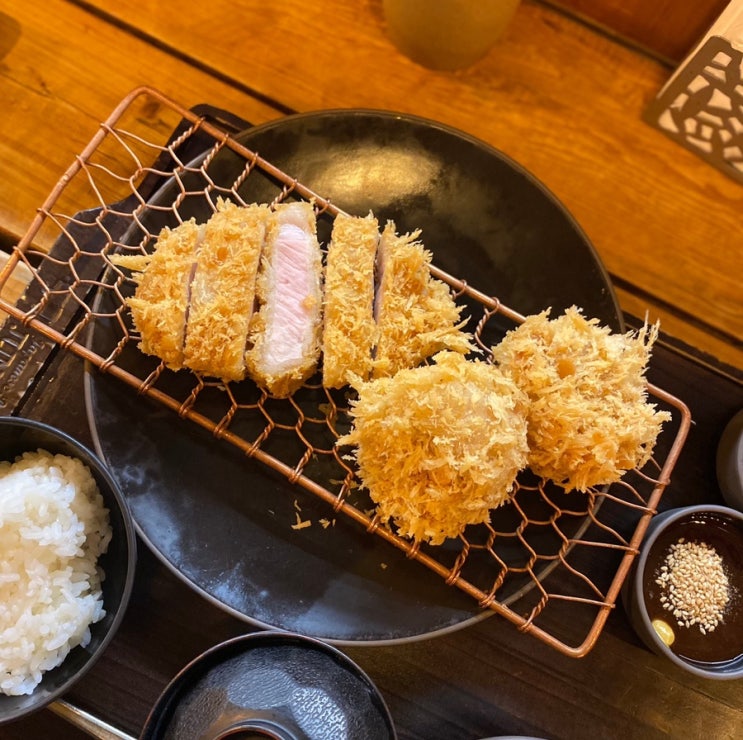  정돈 프리미엄 신사점_ 가로수길 돈까스 맛집, 웨이팅 후기