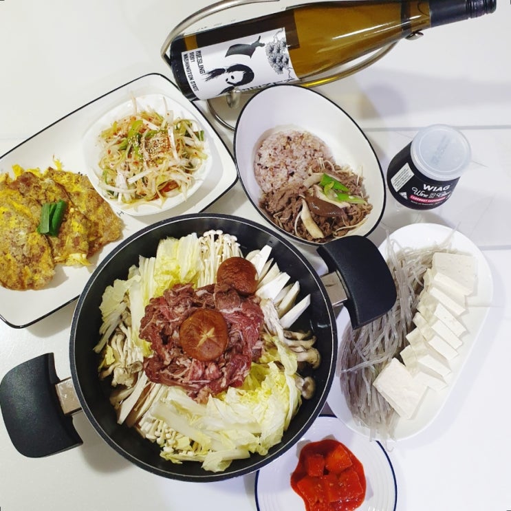 미르푸줏간 소불고기로 불고기버섯전골 육전 소불고기 덮밥 만들기 미르푸줏간 소불고기로 불고기버섯전골 육전 소불고기 덮밥 만들기