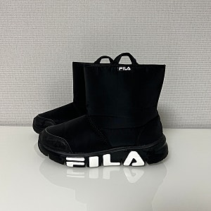 [내돈내산] 가성비 좋은 FILA KIDS 휠라키즈 솔리드 꾸미 윈터부츠 3XM01829E (230 사이즈)