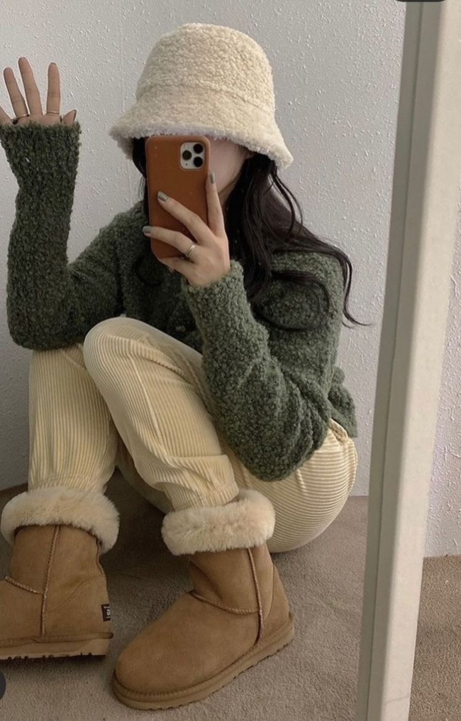  어그 부츠 지금이라도 사야 할까? (1년 착용 후기 / 코디 / 대체품 추천)