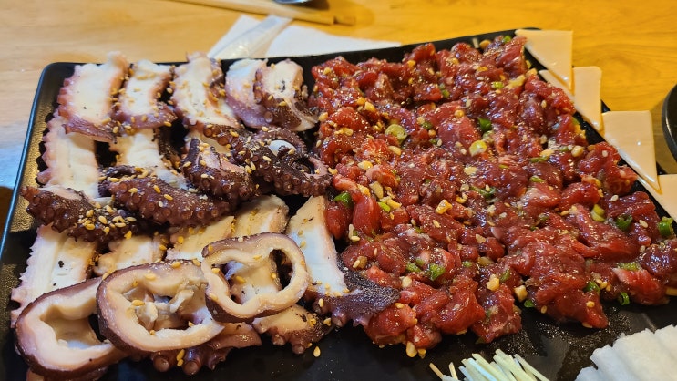 제주 인제 맛집 인제탕탕이 육회와 문어 냠냠 제주 인제 맛집 인제탕탕이 육회와 문어 냠냠