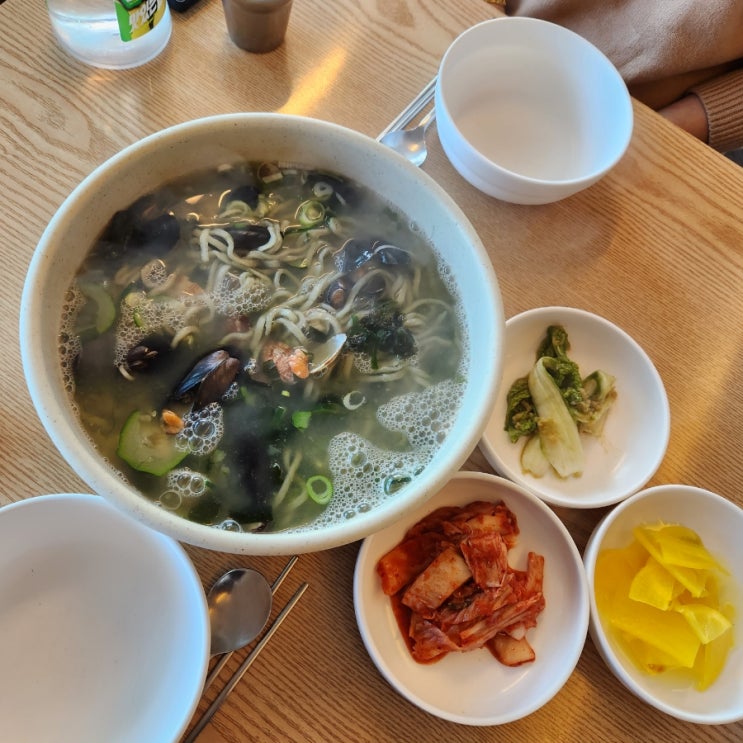  경주 주상절리 바다 보며 먹는 해물칼국수 : 양남 해물칼국수