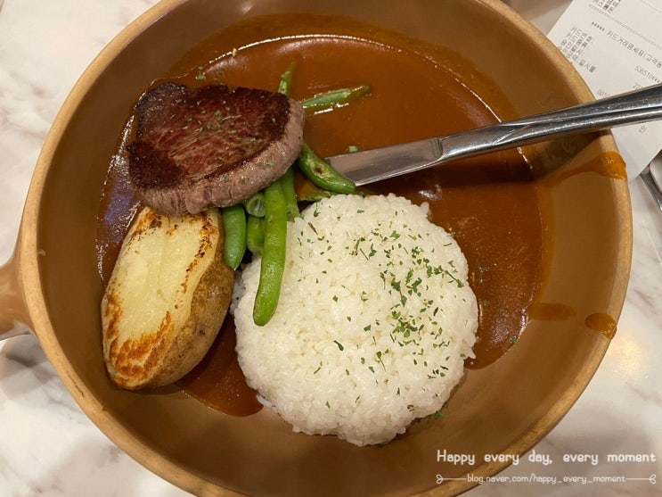  크리스마스에 아주 기분좋은 한끼 식사였다! 기흥 리빙파워센터 카레맛집,  델리커리
