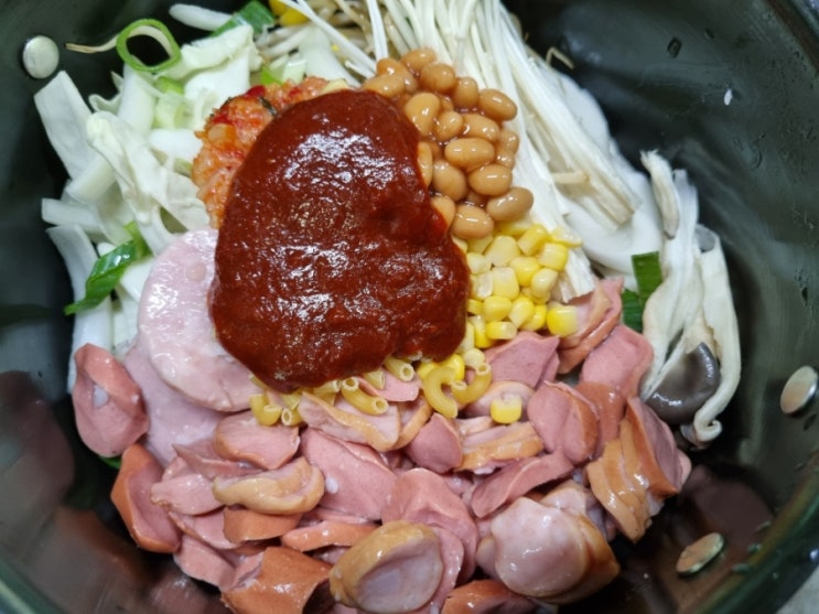  밀키트요리 담꾹 부대찌개 돈까스 로제떡볶이