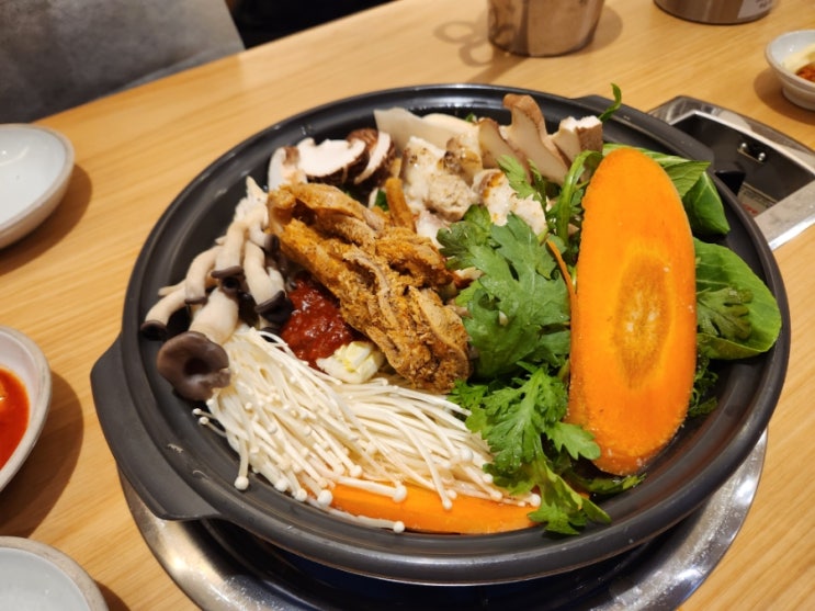  [압구정] 친절하고 맛있는 압구정 갈비다움에서 한우곱창전골 후기
