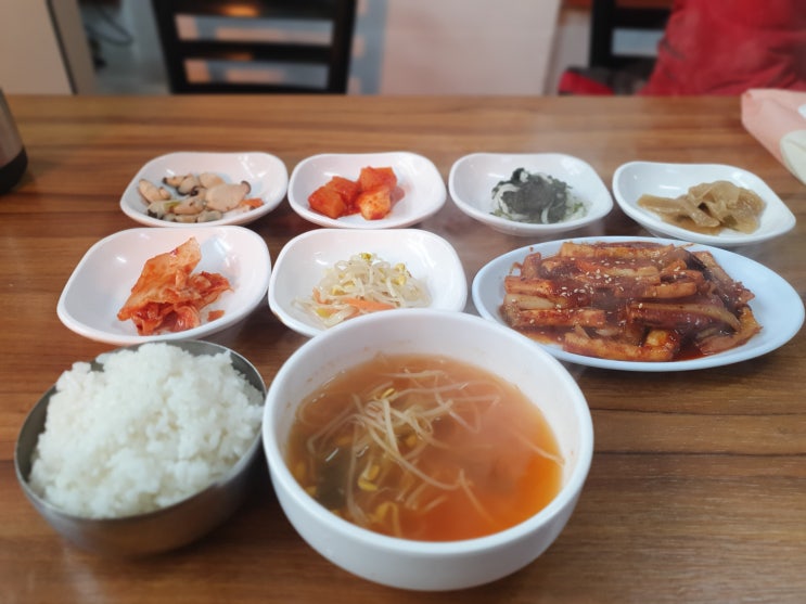  남가좌동 명지대 백반 맛집 군산식당