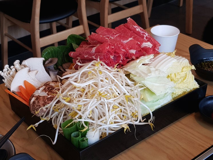 일산 밤리단길 맛집 <유유샤브 일산점> 따뜻한 연말 모임 샤브샤브 냠냠굿 일산 밤리단길 맛집 <유유샤브 일산점> 따뜻한 연말 모임 샤브샤브 냠냠굿