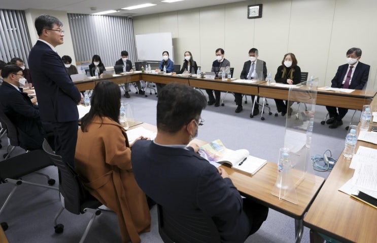 '더 내고 덜 받는' 일본 국민연금…감내 이유는 지속가능성 '더 내고 덜 받는' 일본 국민연금…감내 이유는 지속가능성