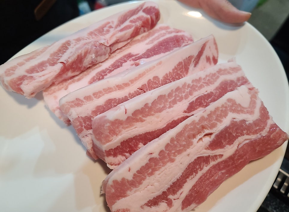 돌판위에돼지 진량점 사진 2