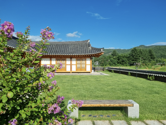  경주 조식 주는 한옥 숙소 화랑루 리뷰!!