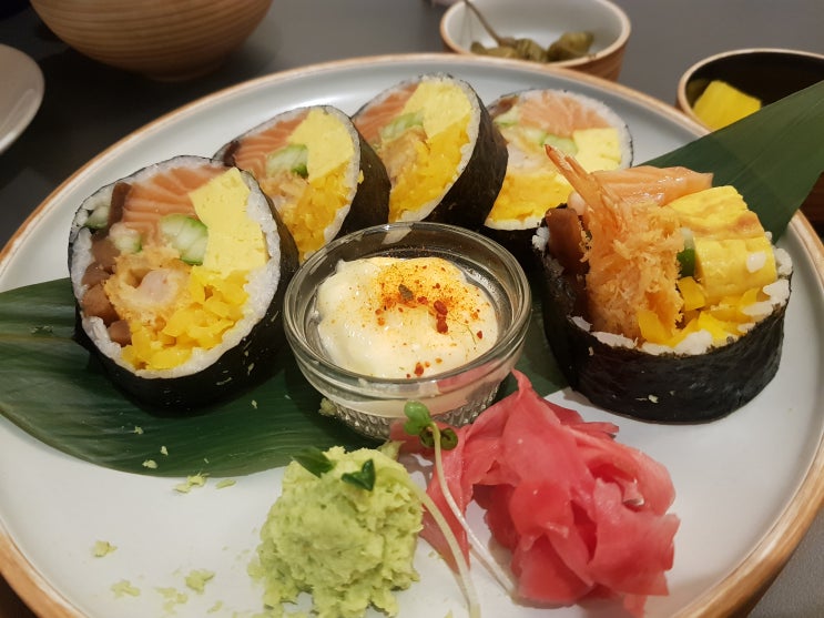  [잠실/송리단길]후토마키 맛집 "초이다이닝"송파점/[카페]ONE THE OTHER(원디아더) 애견동반