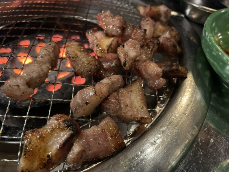  [위례_음식점] 연탄구이와 소주한잔, 연구소, 덜미살, 쫀득삼각살, 위례서일로