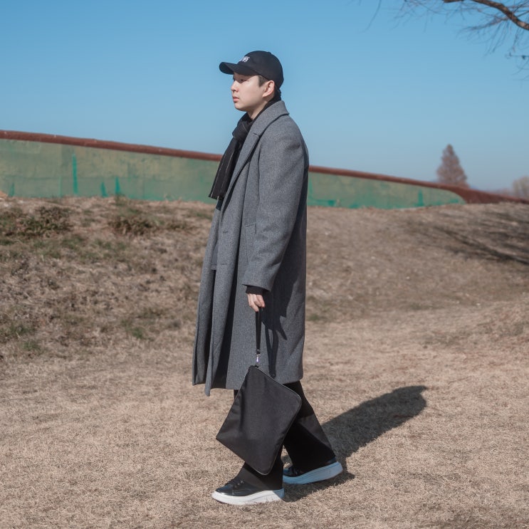  지속 가능한 패션이 트렌드! 업사이클링 브랜드 프로젝트 1907, 남자 클러치백 추천