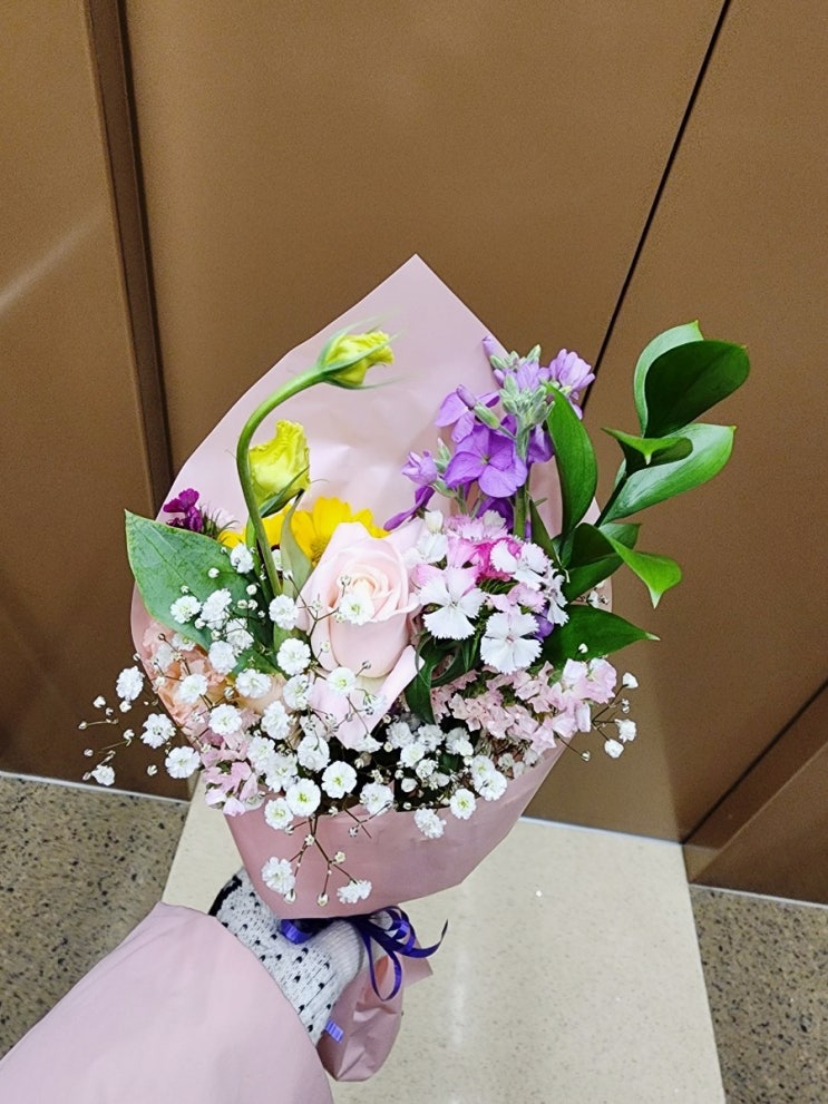  초등학교 졸업식 꽃다발 농협 로컬푸드 6,000원 구입 / 싱싱한 꽃다발 유지 보관 방법