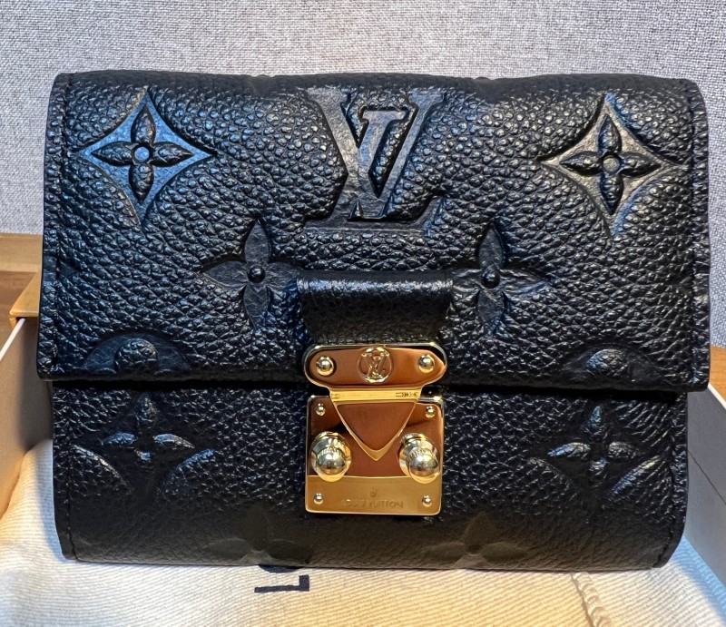 Louis Vuitton MONOGRAM Métis Compact Wallet (M80880, M81071)