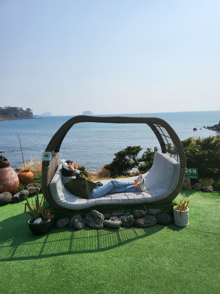  제주도 여행~ 오션뷰 디저트 카페 "벙커하우스" 서귀포맛집