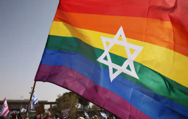 이스라엘 정치인은 의사들이 동성애자 환자들의 치료를 거부할 수 있다고 제안합니다.