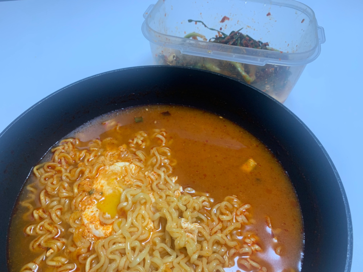  다이어트 중 라면 먹어도 될까요? 먹어도 됩니다!