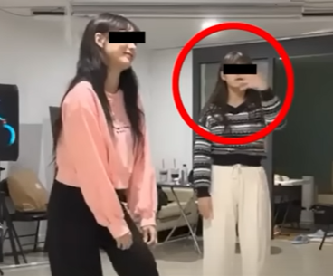 블랙핑크 지수 얼굴싸개 발언 아프리카BJ 현재 상황... 해당 BJ 경비원 비하 발언도 있었다 블랙핑크 지수 얼굴싸개 발언 아프리카BJ 현재 상황... 해당 BJ 경비원 비하 발언도 있었다