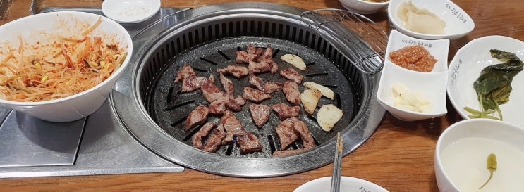  평택 안중 돼지고기구이 맛집 직접 구워주는 신안왕소금구이 방문 후기