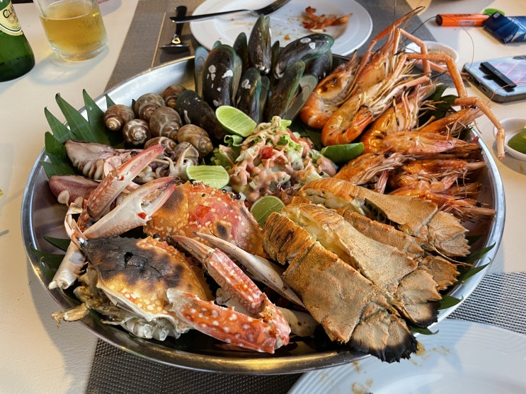  파타야 해산물 맛집! 바다 위에서 즐기는 크랩과 새우(Feat.워킹스트리트)