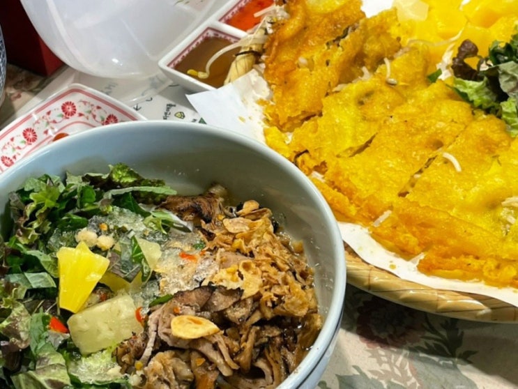  신촌 쌀국수 시키면 반세오가 공짜! 가성비 맛집 - 포가레