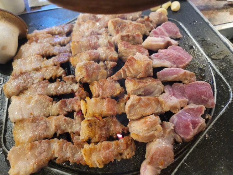  [경복궁역 맛집] 서촌 데이트 삼겹살 맛집 뼈탄집 w.뼈구이