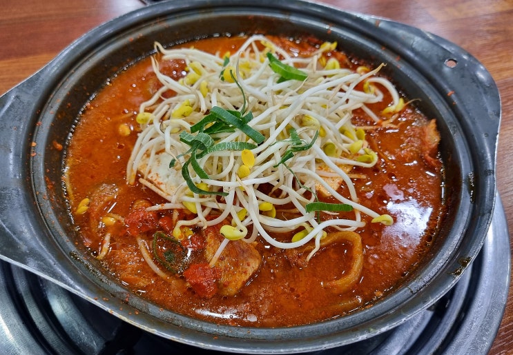  전주 중화산동 무한리필 김치찌개맛집 엄마손김치찌개