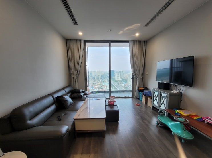 베트남 하노이 더 나인 아파트 3룸 노옵션 1900만동, 중층 28평 [2022년 12월 즉시입주가능]