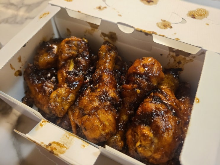  교촌치킨 신메뉴 블랙시크릿 솔직후기(스포? 난 별로..)
