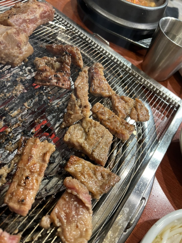  명장동 고깃집 화화 돼지왕갈비 가족 외식했어요