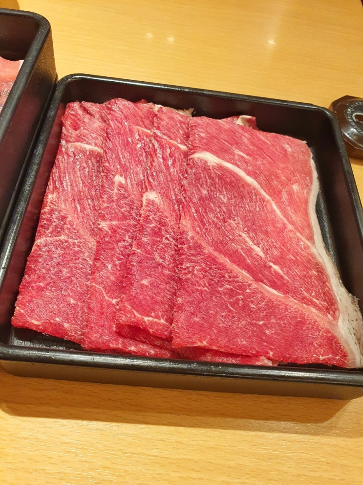 일본 오사카 우메다 한큐3번가 고기 무한리필 샤브샤브 가게 '샤브사이 한큐3번가 / しゃぶ菜 阪急三番街' 일본 오사카 우메다 한큐3번가 고기 무한리필 샤브샤브 가게 '샤브사이 한큐3번가 / しゃぶ菜 阪急三番街'