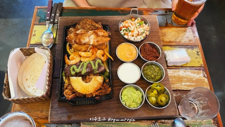  송도 멕시칸 음식, 파히타 구성이 풍부한 띠오 데 산타바바라 c