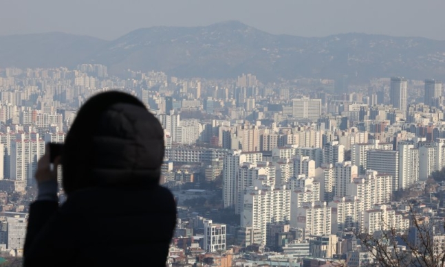 "분양시장 더 어렵다"…건설사, 새해 분양 미루거나 물량 줄여 "분양시장 더 어렵다"…건설사, 새해 분양 미루거나 물량 줄여