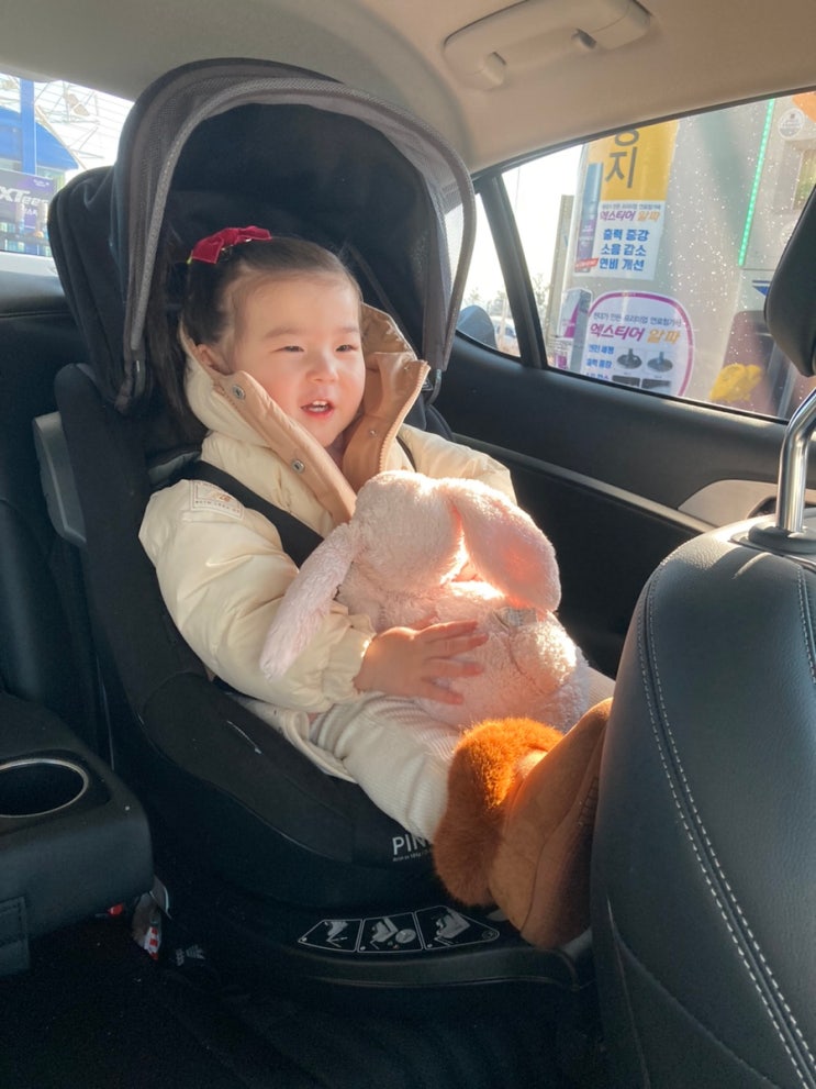  라라.일상 2022 12 28 어린이집방학 1편 (파주 더티트렁크 카페) 집콕육아