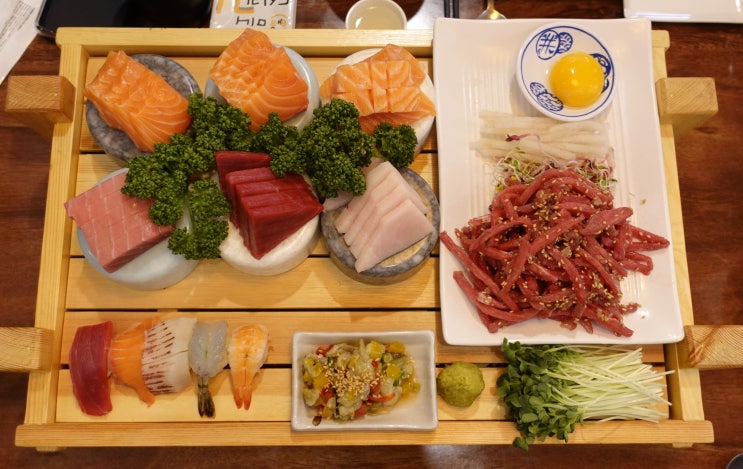  분당 참치 - 연어. 참치. 육회까지 한 번에 모두 즐길 수 있는 한끼정 오리역점