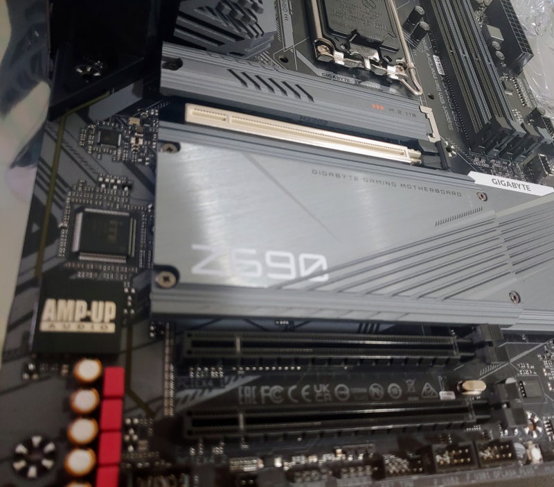 GIGABYTE Z690 GAMING X D4 간단 후기