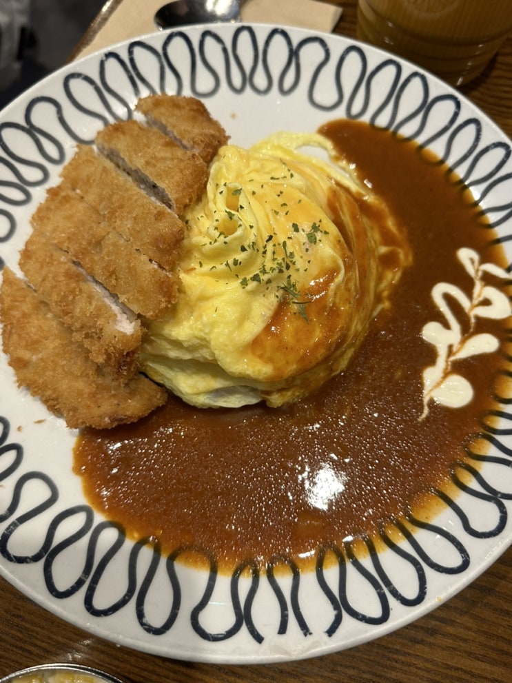  삼성역 점심에 먹기 좋은 로제 치즈 떡볶이 맛집 ‘후레쉬빌 Fresh Ville’
