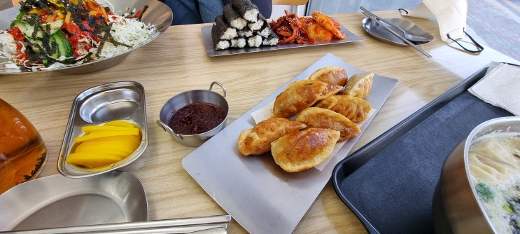 포항에서의 늦은 점심! 태산만두! 포항에서의 늦은 점심! 태산만두!