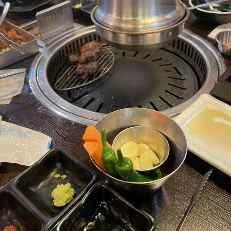  꽃등심으로 점심 회식.. 그만..이제 그만