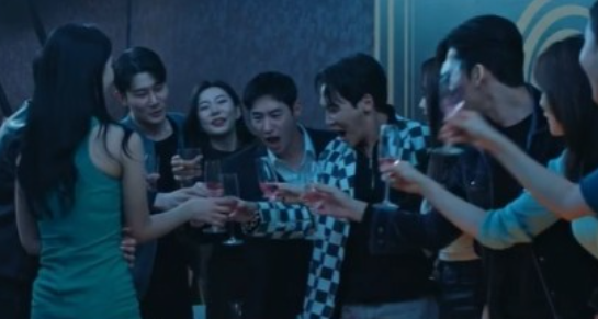 이제훈, 클럽 ‘블랙썬’ 조사중 성추행 혐의→한통속 경찰에 체포(모범택시2)(종합) 이제훈, 클럽 ‘블랙썬’ 조사중 성추행 혐의→한통속 경찰에 체포(모범택시2)(종합)